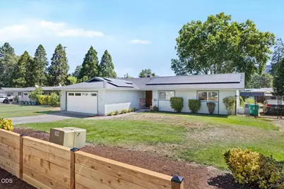 1735 Parkdale Drive, Grants Pass, OR 97527 - Photo 1