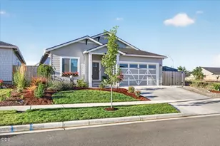 3710 Carlin Dr, Medford, OR 97504 - Photo 1
