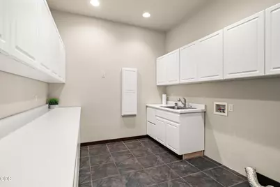938 St Andrews Way, Eagle Point, OR 97524 - Photo 32