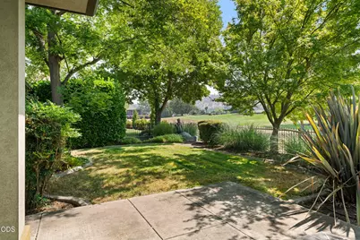 938 St Andrews Way, Eagle Point, OR 97524 - Photo 34