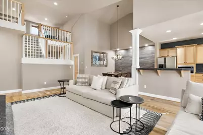 60446 Seventh Mountain Drive, Bend, OR 97702 - Photo 4