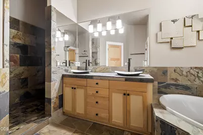 60446 Seventh Mountain Drive, Bend, OR 97702 - Photo 22