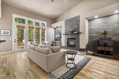 60446 Seventh Mountain Drive, Bend, OR 97702 - Photo 2