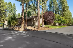 60446 Seventh Mountain Dr, Bend, OR 97702 - Photo 34