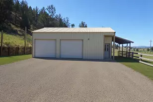 6320 Philpott Ln, Bonanza, OR 97623 - Photo 2