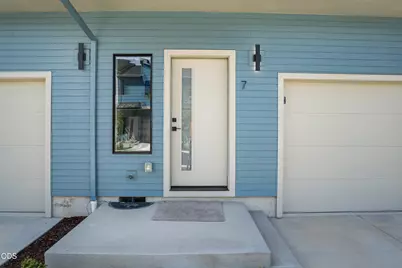 2032 Sunset Drive #7, Medford, OR 97501 - Photo 2