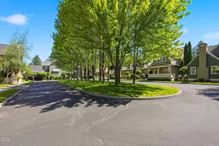 825 NE Wiest Way, Bend, OR 97701 - Photo 52