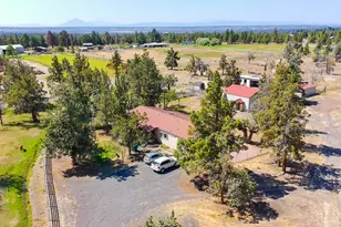 4451 NW Quince Ln, Redmond, OR 97756 - Photo 2