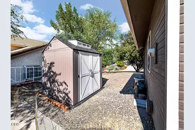 335 Mountain View Boulevard, Klamath Falls, OR 97601 - Photo 14