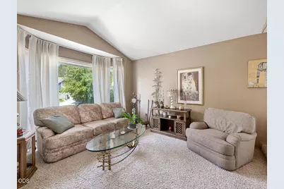 335 Mountain View Boulevard, Klamath Falls, OR 97601 - Photo 18