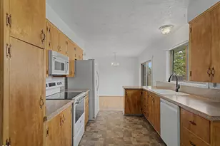 4706 Onyx Ave, Klamath Falls, OR 97603 - Photo 8