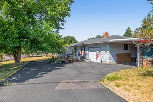 135 Leach Dr, Midland, OR 97634 - Photo 34