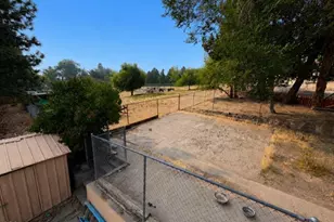 2304 Western St, Klamath Falls, OR 97603 - Photo 18