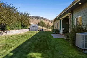 3427 Plum Hill Rd, Klamath Falls, OR 97601 - Photo 8