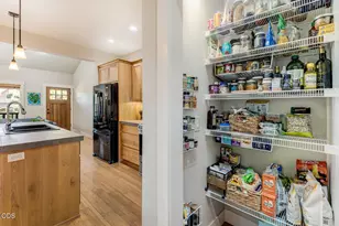 740 Northwest Mount Washington Drive, Bend, OR 97703 - Photo 14