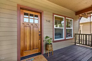 740 Northwest Mount Washington Drive, Bend, OR 97703 - Photo 2