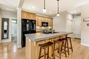 740 Northwest Mount Washington Drive, Bend, OR 97703 - Photo 10