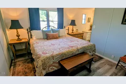3745 Rogue River Highway, Gold Hill, OR 97525 - Photo 10