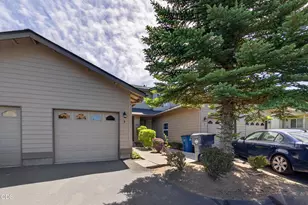 744 NE Savannah Dr, Bend, OR 97701 - Photo 58