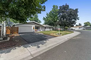 4208 Pepperwood Dr, Klamath Falls, OR 97603 - Photo 32