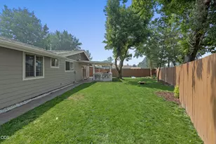 4208 Pepperwood Dr, Klamath Falls, OR 97603 - Photo 26