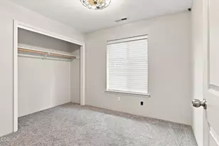 3460 Poppywoods Dr, Medford, OR 97504 - Photo 16