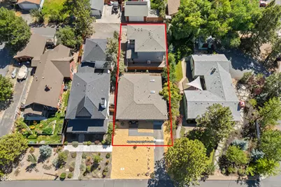 151 SW Roosevelt Avenue # 1 & 2, Bend, OR 97702 - Photo 22