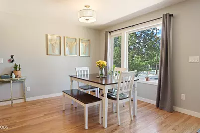 151 SW Roosevelt Avenue # 1 & 2, Bend, OR 97702 - Photo 8
