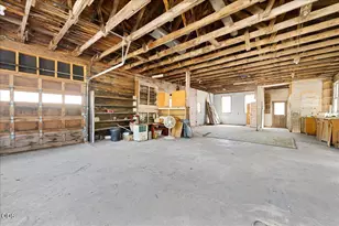 4539 OR-238, Jacksonville, OR 97530 - Photo 10