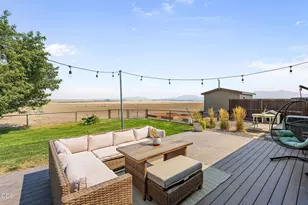 6505 SW Feather Dr, Culver, OR 97734 - Photo 2