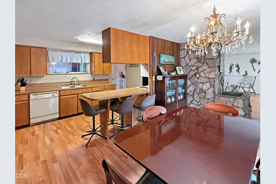 2640 NE 8th Street, Bend, OR 97701 - Photo 10