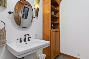 17690 Mountain View Rd, Sisters, OR 97759 - Photo 42