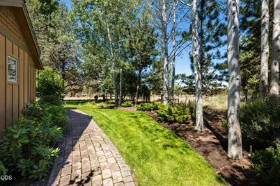 17690 Mountain View Road, Sisters, OR 97759 - Photo 58