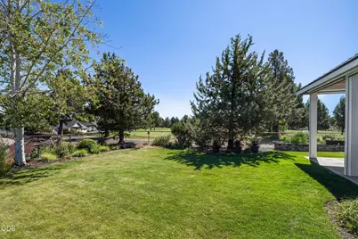 4318 SW Tommy Armour Court, Redmond, OR 97756 - Photo 30