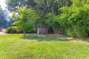 1744 Overland Dr, Grants Pass, OR 97527 - Photo 44