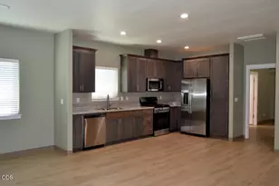 2032 SW Allen Creek Rd, Grants Pass, OR 97527 - Photo 4
