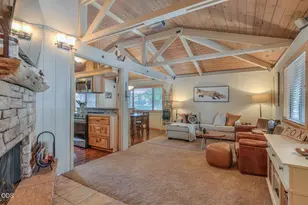 57077 Fox Ln, Sunriver, OR 97707 - Photo 2
