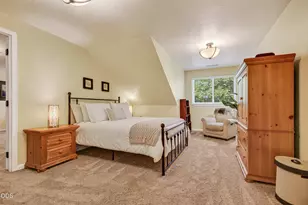 159 Princeville Dr, Eagle Point, OR 97524 - Photo 38