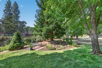 159 Princeville Drive, Eagle Point, OR 97524 - Photo 50