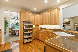 10847 Kestrel Rd, Klamath Falls, OR 97601 - Photo 18