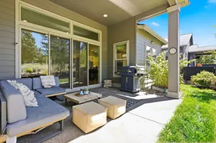 3083 NW Hidden Rdg Dr, Bend, OR 97703 - Photo 26