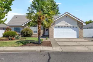 659 Jackson Creek Dr, Central Point, OR 97502 - Photo 1