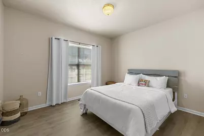 659 Jackson Creek Drive, Central Point, OR 97502 - Photo 24