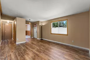 1028 SE Black Ridge Pl, Bend, OR 97702 - Photo 4