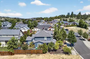 410 Patricia Ln, Eagle Point, OR 97524 - Photo 42