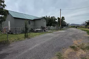 239 Siskiyou St, Tulelake, CA 96134 - Photo 26