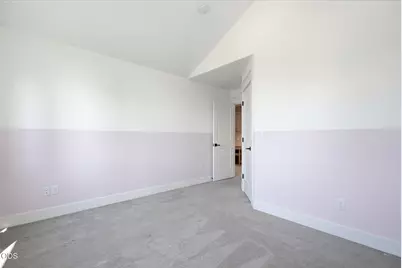 2044 NE Altura Drive, Bend, OR 97701 - Photo 46