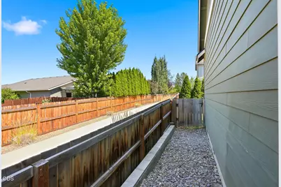 2044 NE Altura Drive, Bend, OR 97701 - Photo 52