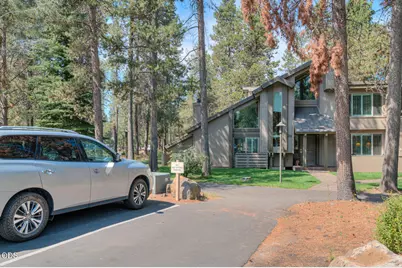 17636 Tennis Village Court #31, Sunriver, OR 97707 - Photo 2
