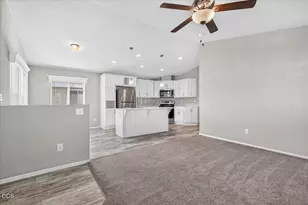 3555 S Pacific Hwy, Medford, OR 97501 - Photo 8